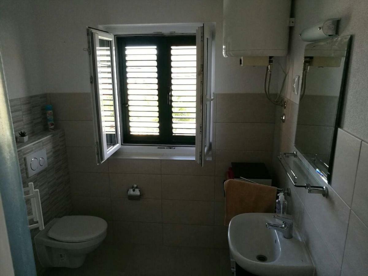 Merla Traù Esterno foto